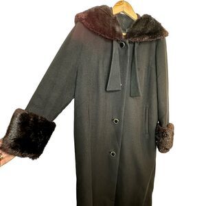 MADISON Master Furriers Duluth Vintage Black Wool & Fur Coat Size XL